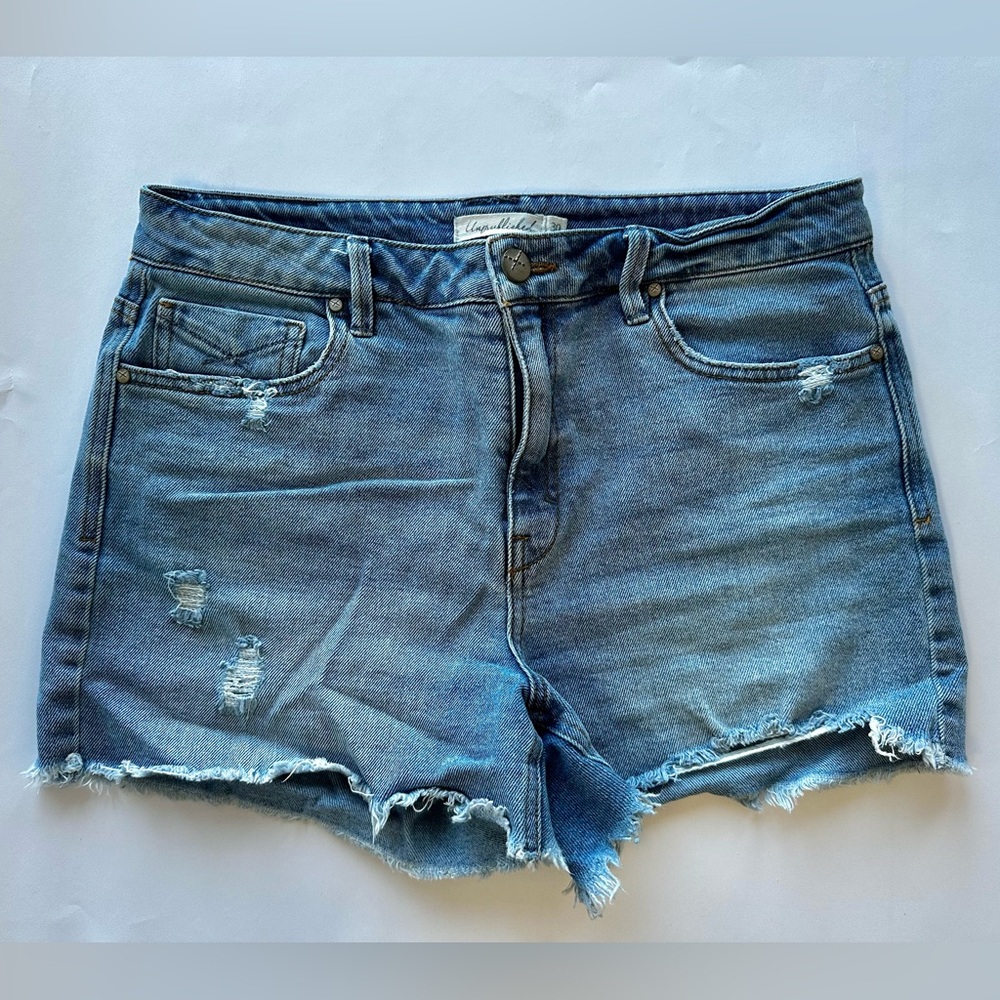 EUC Jean Shorts Distressed, Sz 30